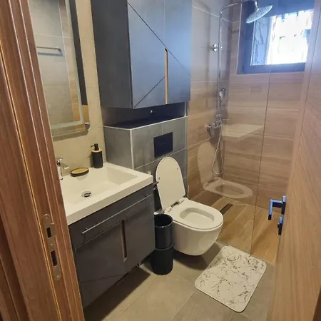 公寓 Lux Tarski San 卡鲁德杰尔斯科巴尔